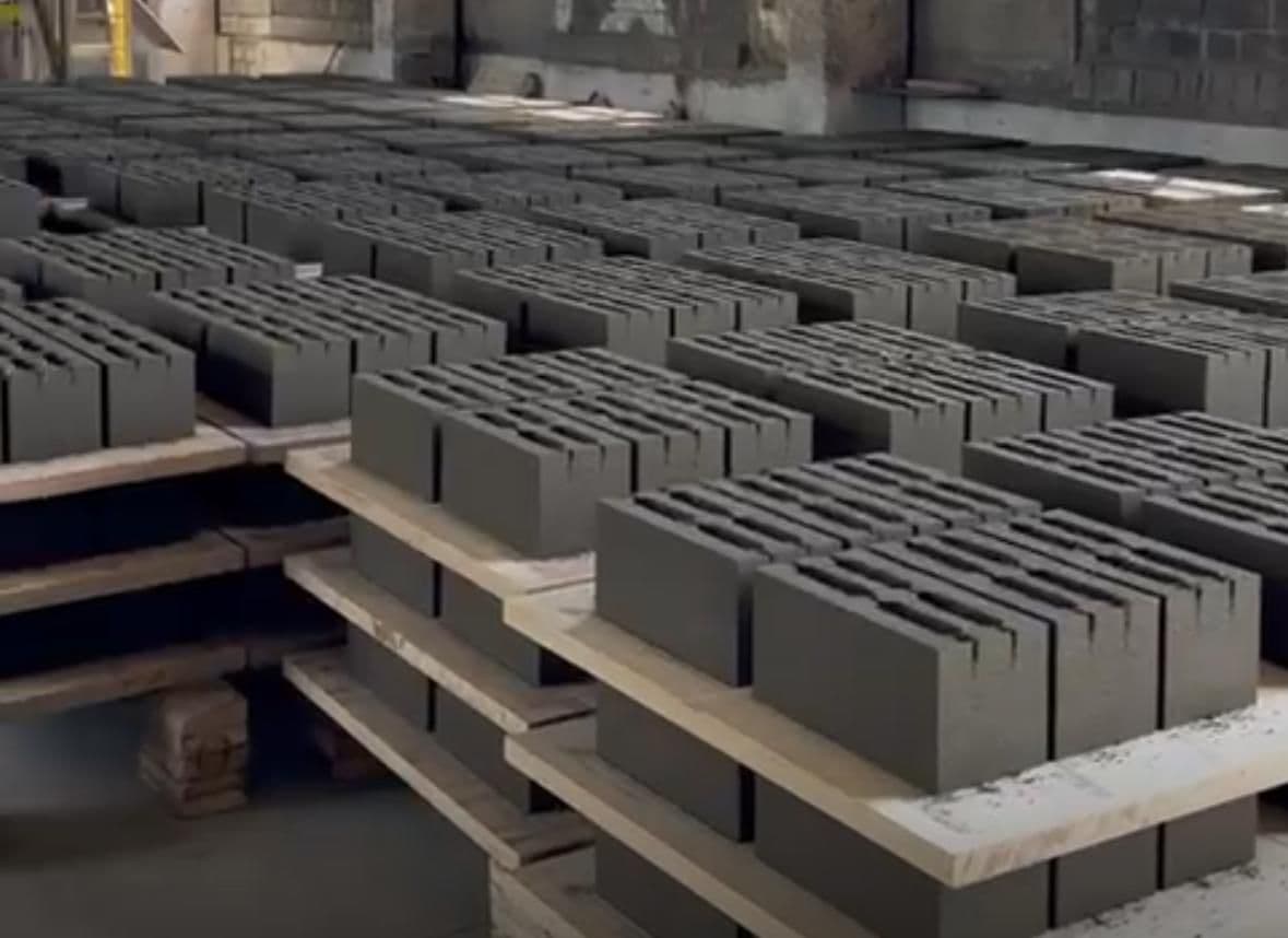 No alternative text provided